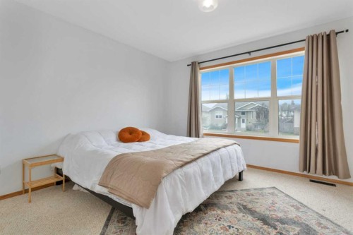 70 Garden Road, Lacombe, AB - Indoor Photo Showing Bedroom