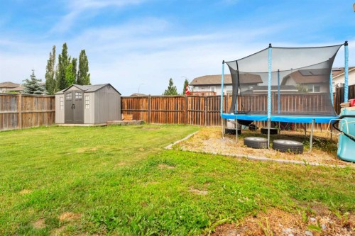 70 Garden Road, Lacombe, AB - Outdoor