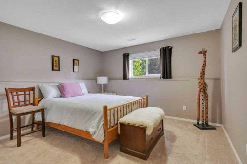 68 Isbister Close, Red Deer, AB - Indoor Photo Showing Bedroom