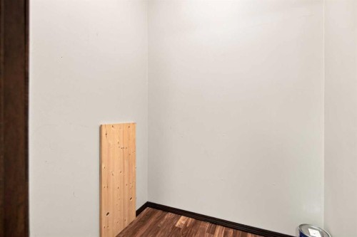 305-71 Cosgrove Crescent, Red Deer, AB - Indoor Photo Showing Other Room