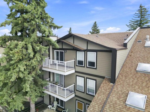 305-71 Cosgrove Crescent, Red Deer, AB - Outdoor