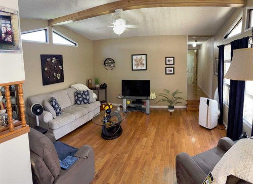 65 Parkside Drive, Red Deer, AB 