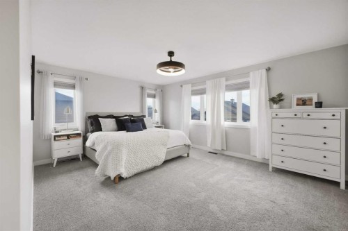 10 Viceroy Crescent, Olds, AB - Indoor Photo Showing Bedroom