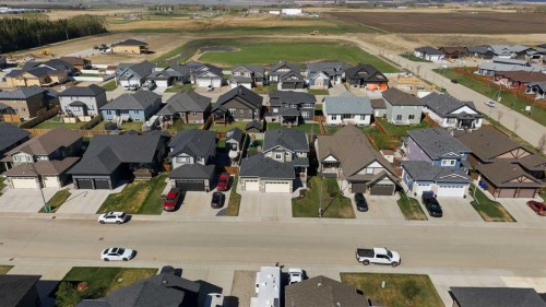 10 Viceroy Crescent, Olds, AB -  With View