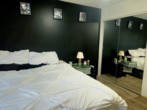 165 Wilson Crescent, Red Deer, AB - Indoor Photo Showing Bedroom