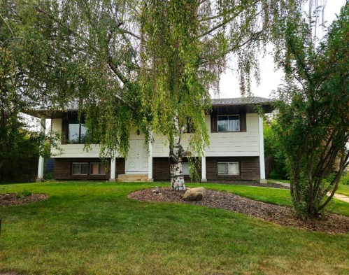165 Wilson Crescent, Red Deer, AB - Outdoor With Facade