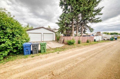 165 Wilson Crescent, Red Deer, AB - Outdoor