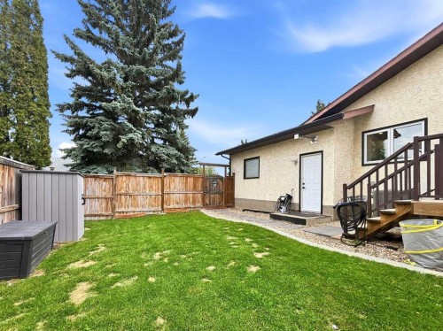 60 Conners Crescent, Red Deer, AB - Outdoor