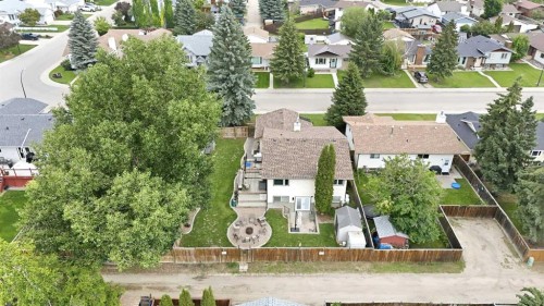 60 Conners Crescent, Red Deer, AB - Outdoor