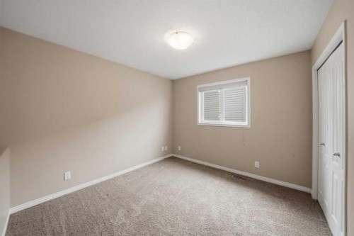 84 Heartland Crescent, Penhold, AB - Indoor Photo Showing Other Room
