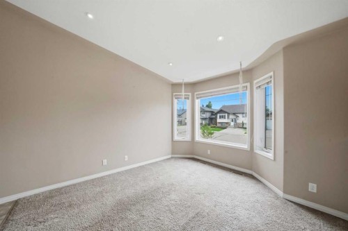 84 Heartland Crescent, Penhold, AB - Indoor Photo Showing Other Room