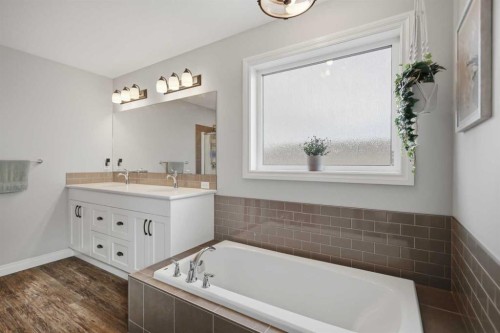 217 Augustus Way, Penhold, AB - Indoor Photo Showing Bathroom