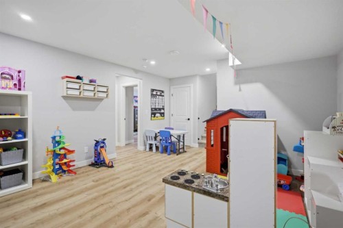 217 Augustus Way, Penhold, AB - Indoor Photo Showing Other Room
