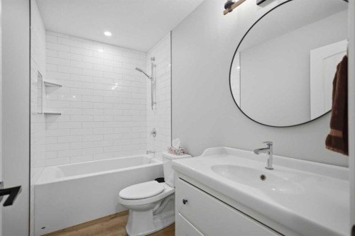 217 Augustus Way, Penhold, AB - Indoor Photo Showing Bathroom
