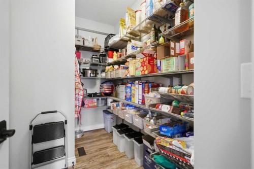 217 Augustus Way, Penhold, AB - Indoor Photo Showing Other Room