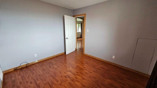 4810 Windsor Avenue, Coronation, AB - Indoor Photo Showing Other Room