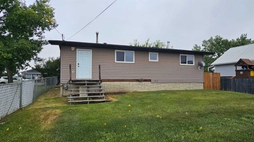 4810 Windsor Avenue, Coronation, AB - Outdoor