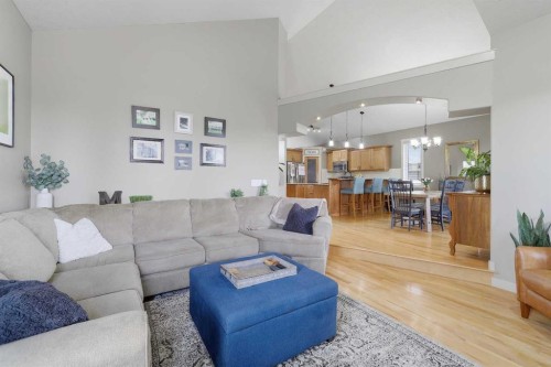 106 Oaklands Crescent, Red Deer, AB - Indoor Photo Showing Living Room