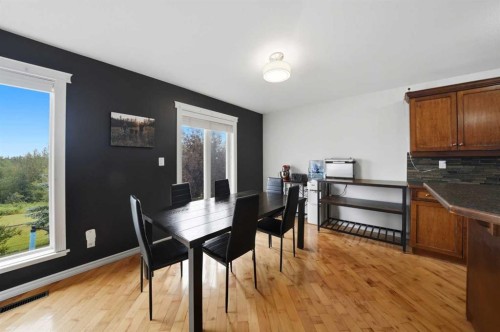 2 Estella Crescent, Lacombe, AB - Indoor Photo Showing Dining Room