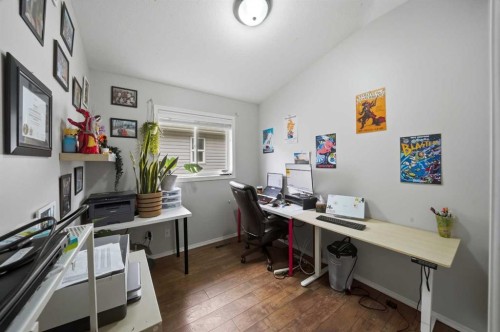 2 Estella Crescent, Lacombe, AB - Indoor Photo Showing Office