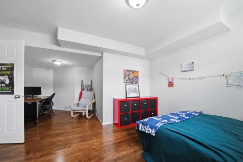 2 Estella Crescent, Lacombe, AB - Indoor Photo Showing Bedroom