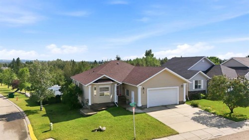2 Estella Crescent, Lacombe, AB - Outdoor With Facade