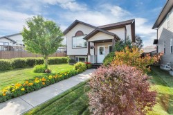4402 54 Street Rocky Mountain House, AB T4T 0B2