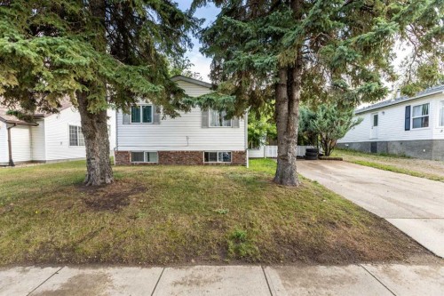 5115 48 Avenue  Sylvan Lake, AB T4S 1G6