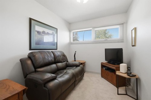 4021 Embury Crescent, Red Deer, AB - Indoor