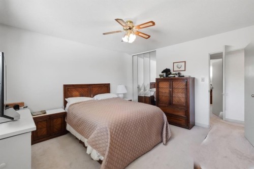 4021 Embury Crescent, Red Deer, AB - Indoor Photo Showing Bedroom