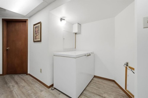 4021 Embury Crescent, Red Deer, AB - Indoor