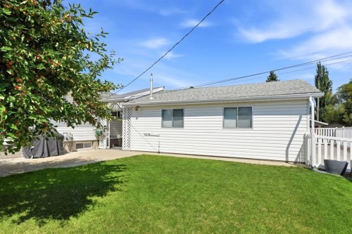 4021 Embury Crescent, Red Deer, AB - Outdoor