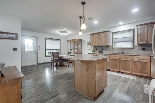 49 Castella Crescent, Red Deer, AB - Indoor Photo Showing Kitchen