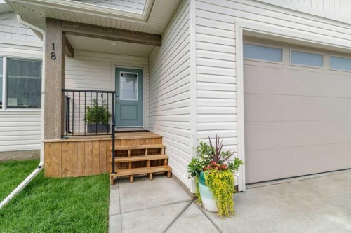 18 Fawn Meadows Drive, Delburne, AB - Outdoor