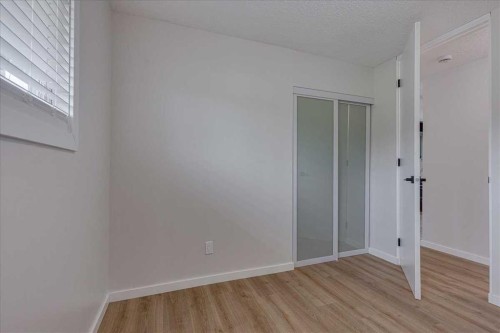 3 Armstrong Close, Red Deer, AB - Indoor Photo Showing Other Room
