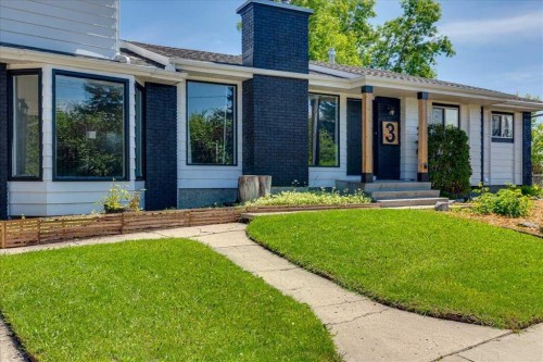 3 Armstrong Close, Red Deer, AB - Outdoor