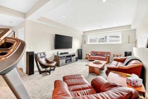 77 Grove Close, Red Deer, AB - Indoor Photo Showing Other Room