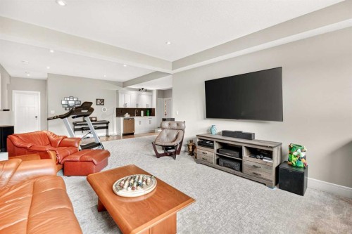 77 Grove Close, Red Deer, AB - Indoor Photo Showing Living Room