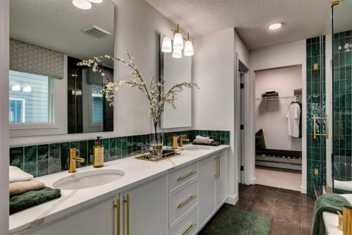 59 Creekside Rise Sw, Calgary, AB - Indoor Photo Showing Bathroom