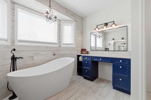 2 Denmark Crescent, Red Deer, AB - Indoor Photo Showing Bathroom