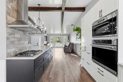 2 Denmark Crescent, Red Deer, AB - Indoor Photo Showing Kitchen With Upgraded Kitchen