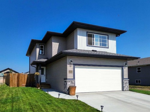 4414 53 Street  Rocky Mountain House, AB T4T 0C3