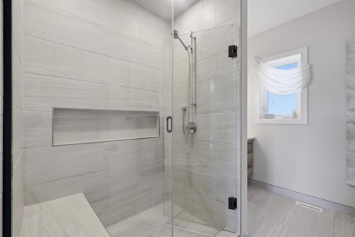 5918 Panorama Drive, Blackfalds, AB - Indoor Photo Showing Bathroom