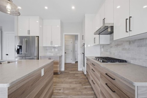 5918 Panorama Drive, Blackfalds, AB - Indoor Photo Showing Kitchen With Stainless Steel Kitchen With Upgraded Kitchen