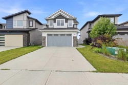 45 Memorial Parkway Rural Red Deer County, AB T4E 3B7