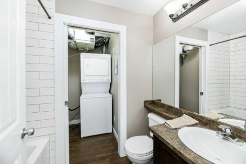 824-31 Jamieson Avenue, Red Deer, AB - Indoor