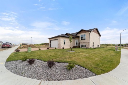5737 55 Avenue  Camrose, AB T4V 5B9