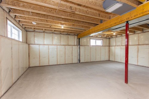 5 Beacon Hill Drive, Sylvan Lake, AB - Indoor Photo Showing Basement