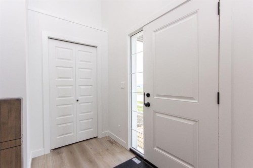 5 Beacon Hill Drive, Sylvan Lake, AB - Indoor Photo Showing Other Room