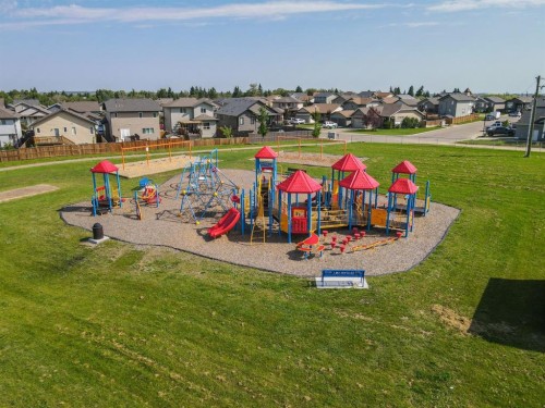 5 Beacon Hill Drive, Sylvan Lake, AB - Outdoor